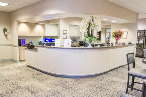 Hecht OMFS, Reception